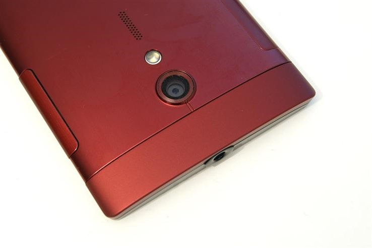 Sony Xperia Ion (6).jpg